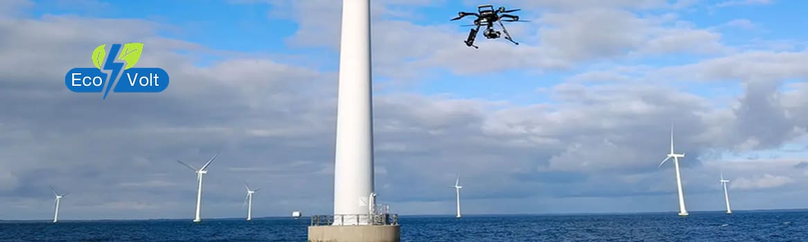 Автономный дрон проверяет лопасти работающих оффшорных ветряных турбин